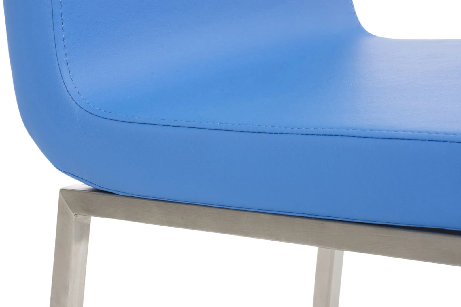 In And OutdoorMatch Eetkamerstoelen Edison - Blauw en Metaal - Set van 2 - Kunstleer - Hoogwaardige bekleding - Klassieke eetkamerstoel - Minimalistische look Eetkamerstoel