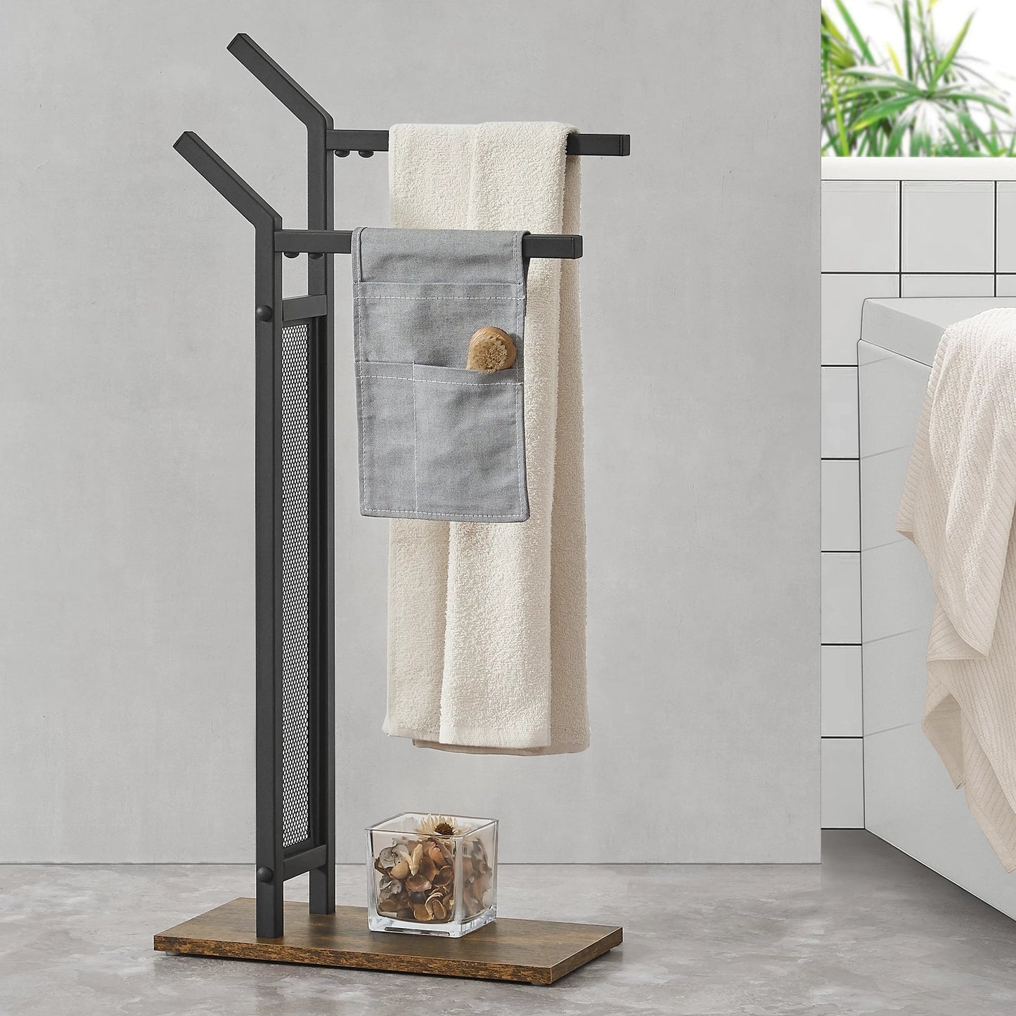 In And OutdoorMatch Staand Handdoekenrek Tyrell - 88x40x20cm - Zwart en Houtkleurig - Modern Design towel rack