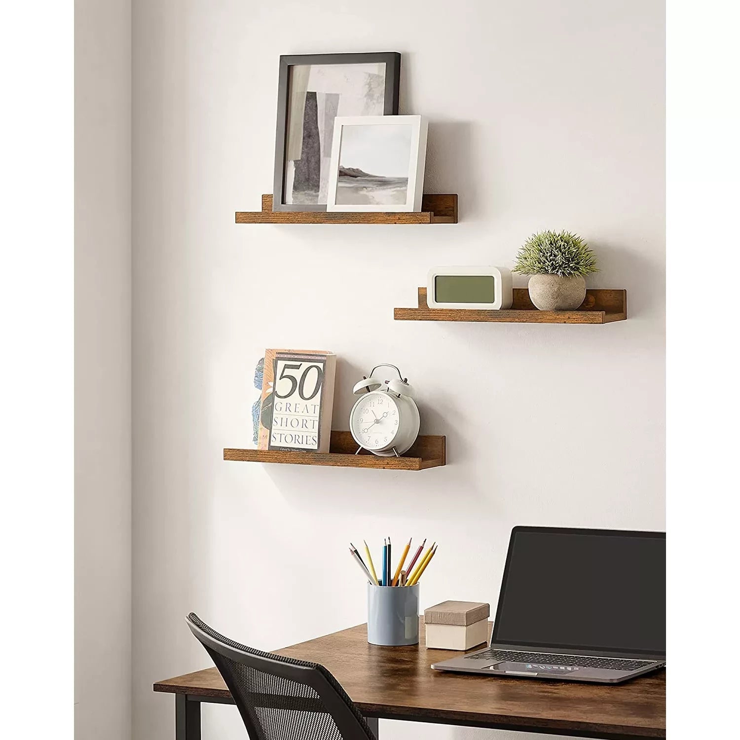 In And OutdoorMatch Wandplank industrieel Patsy - Zwevend - Set van 3 - 38cm - Wandplanken tegen muur - Wandrek - Fotoplank - Boekenplank - Bruin - Hout Wandplank